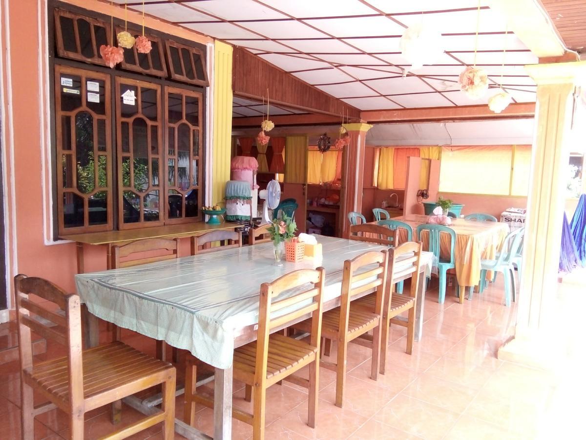 Novita Homestay Bunaken Kültér fotó